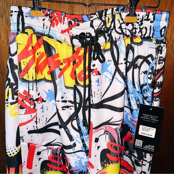 🆕Encrypted NYC | Comic Shorts 🩳 - Picture 4 of 12